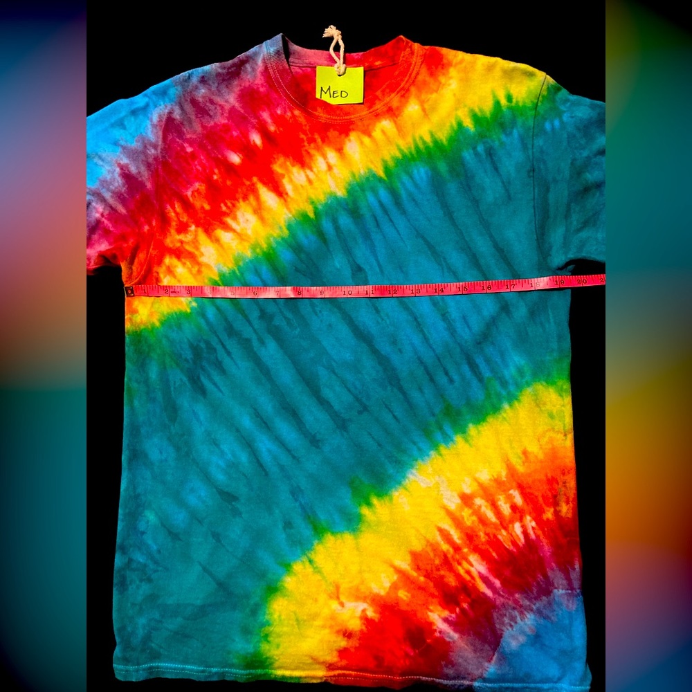 TIE DYED T-Shirts size MEDIUM.